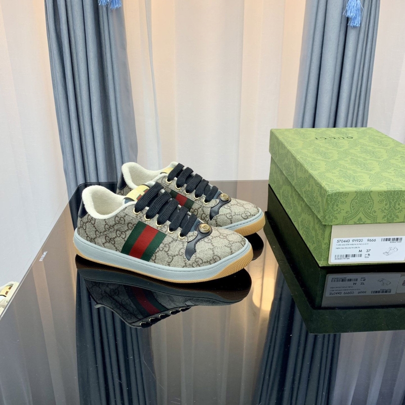 G*u*i casual shoes